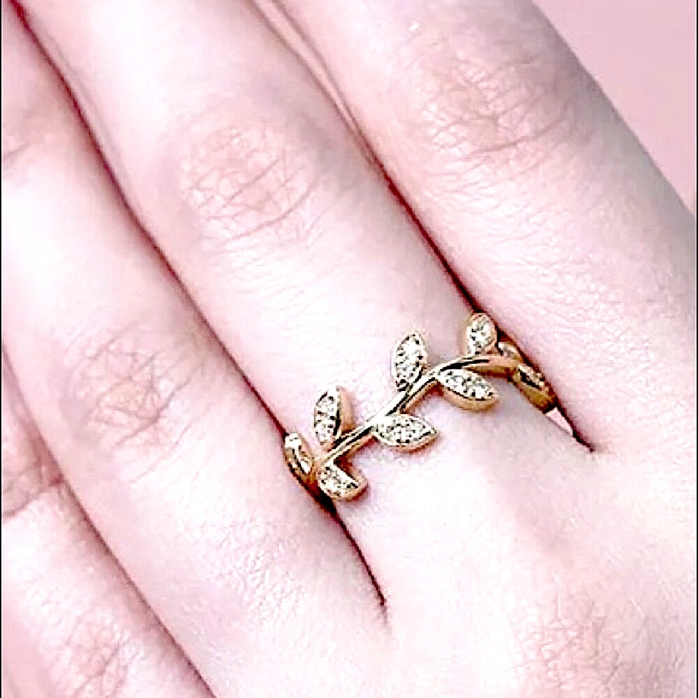 💐AAA Cubic Zirconia Leaf Band in Rose Gold Plate
